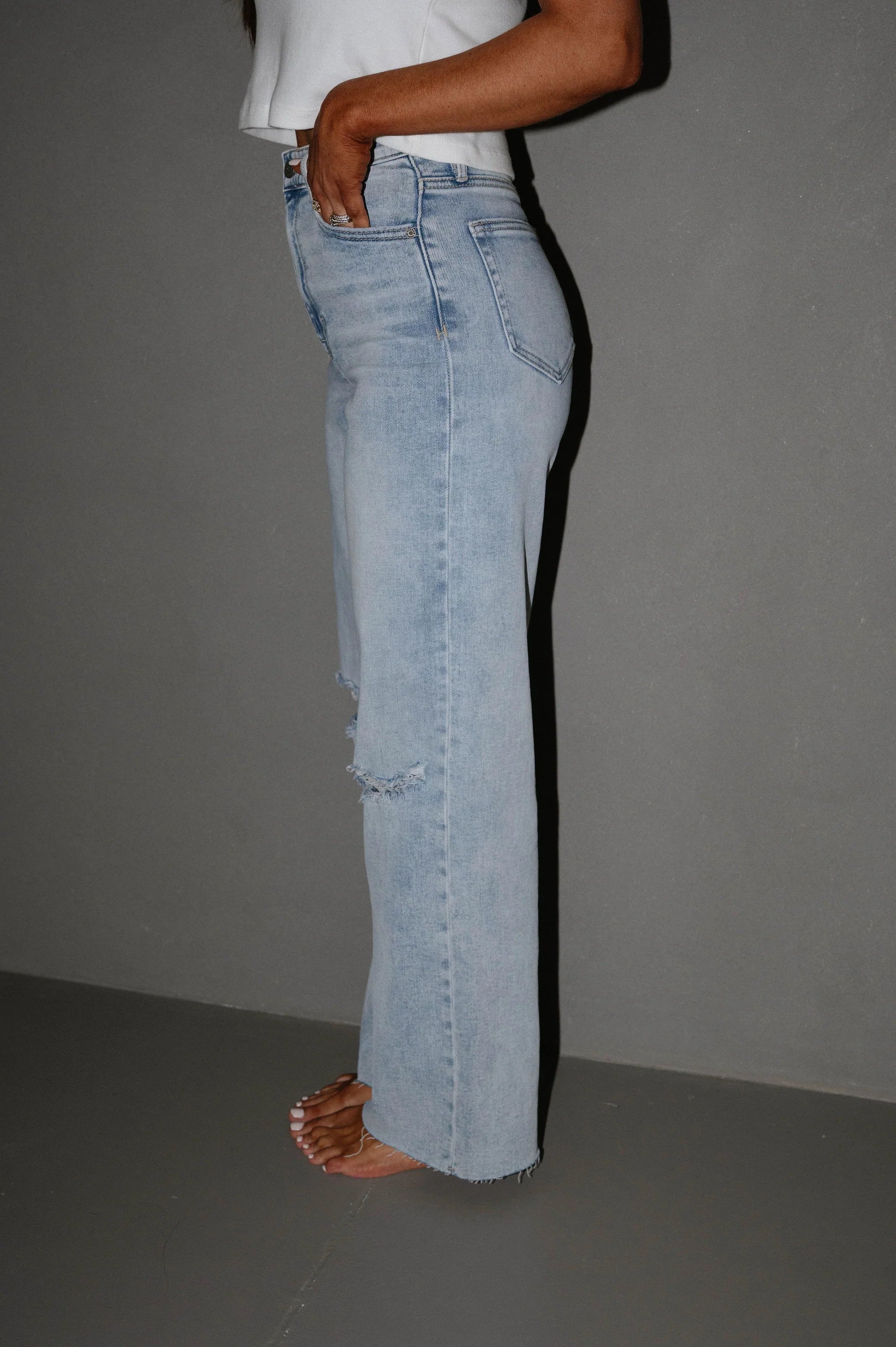 Logan Dad Jeans- Light Wash