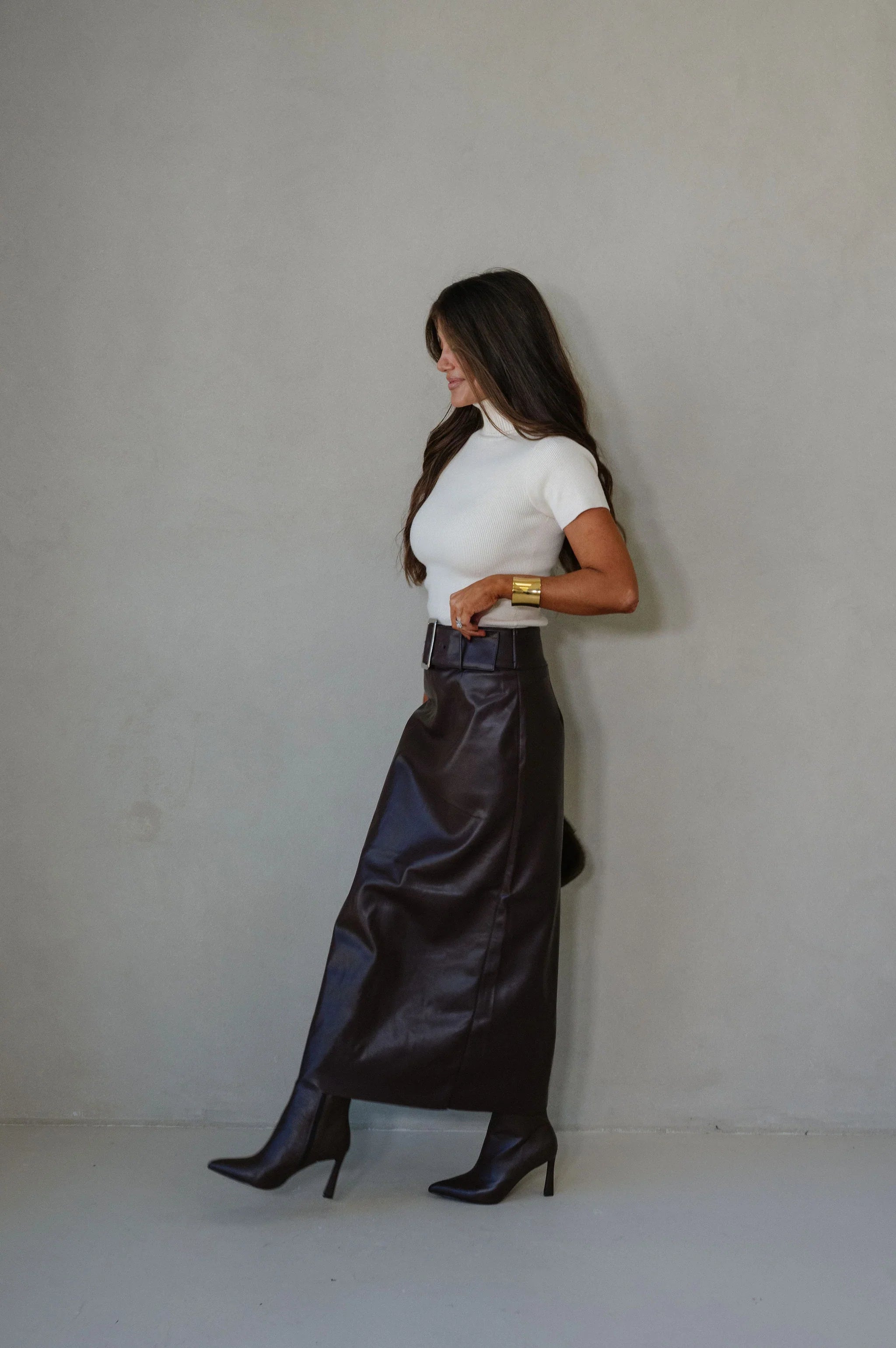 Buckle Waist Back Slit Skirt-Dark Oak