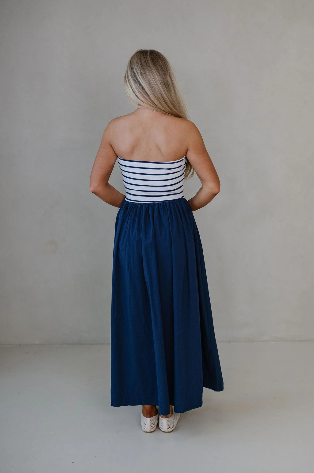 Pennie Flowy Midi Dress-Navy