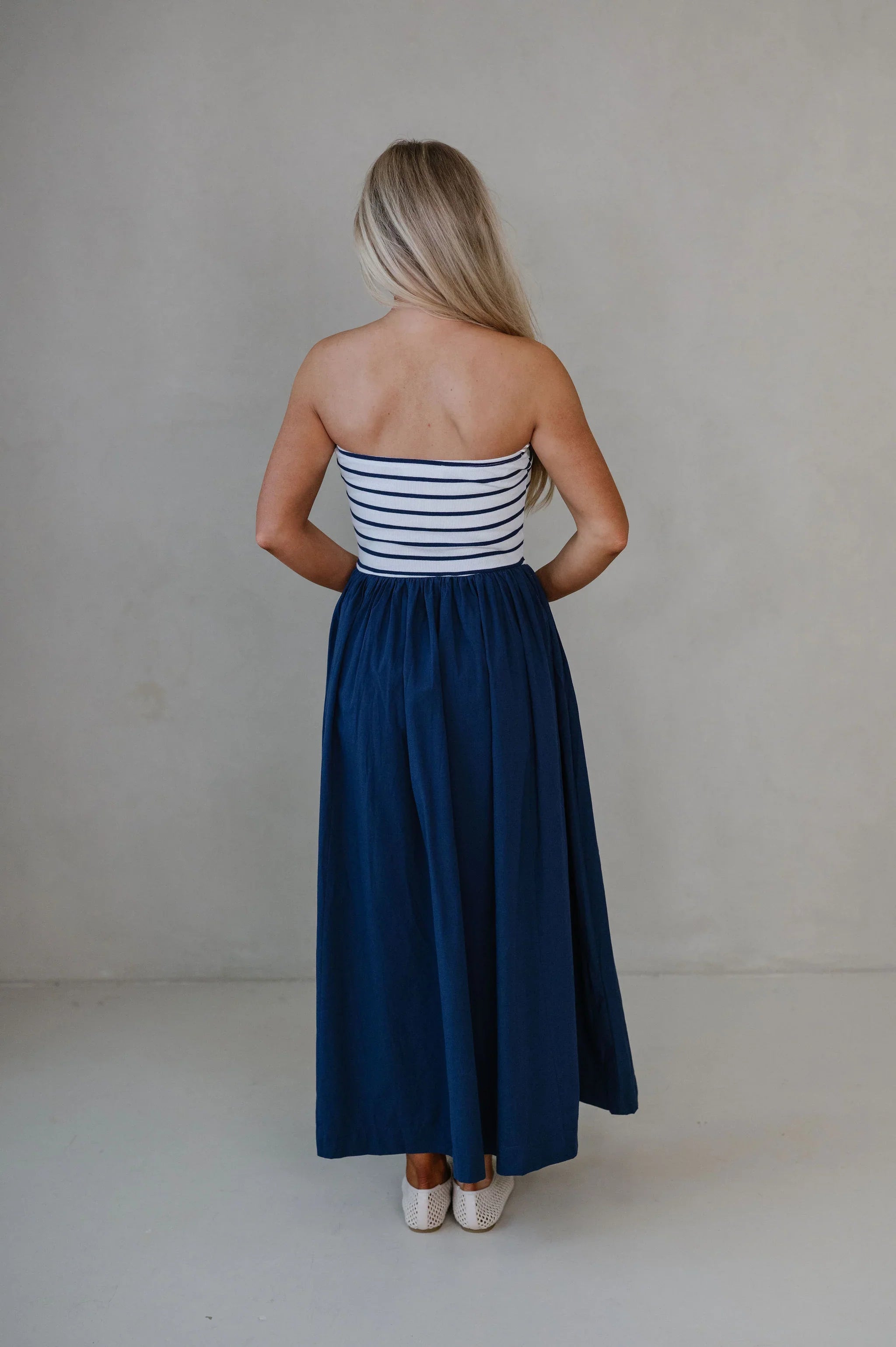 Pennie Flowy Midi Dress-Navy