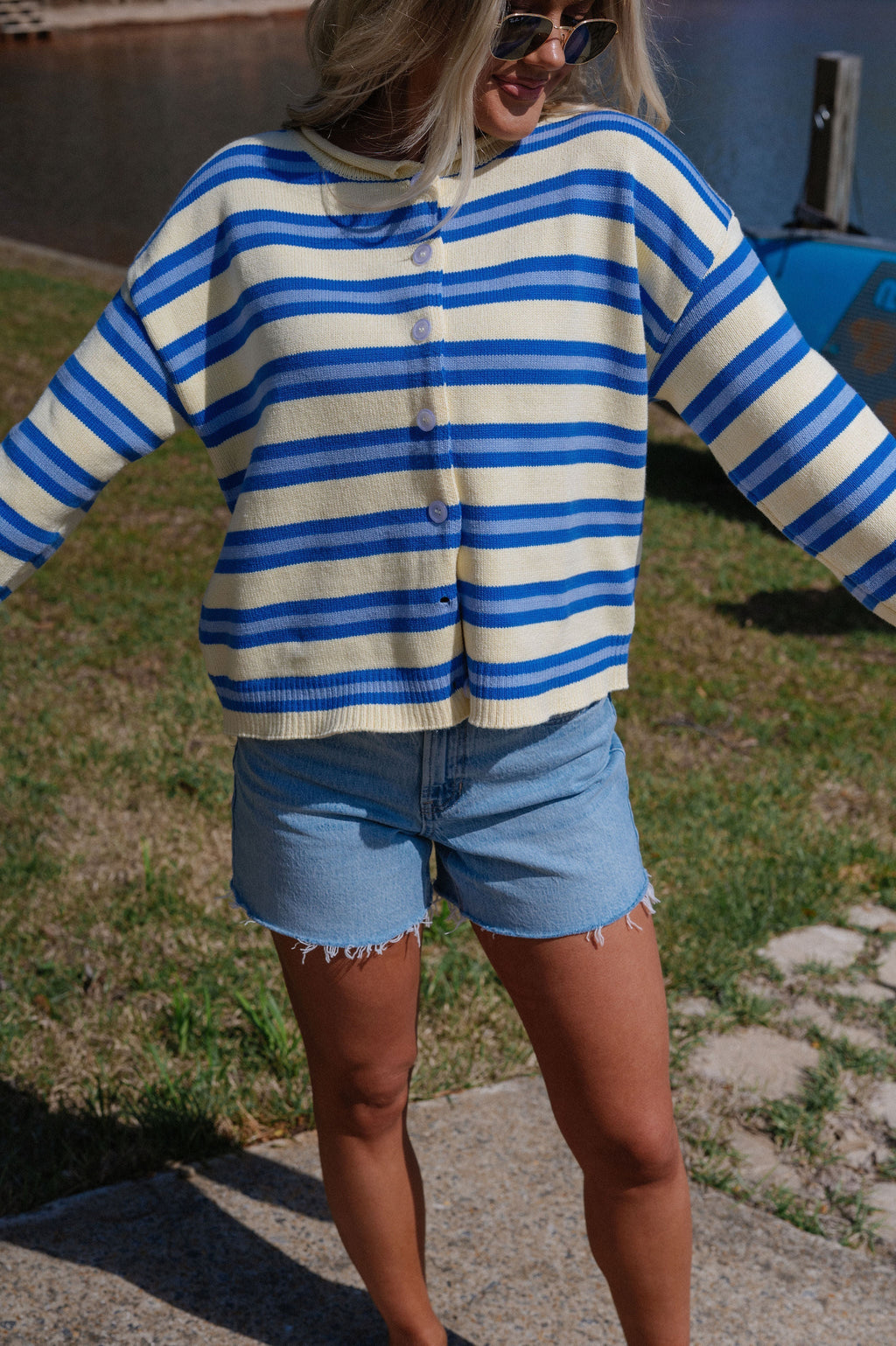 Izzie Shorts-Light Wash