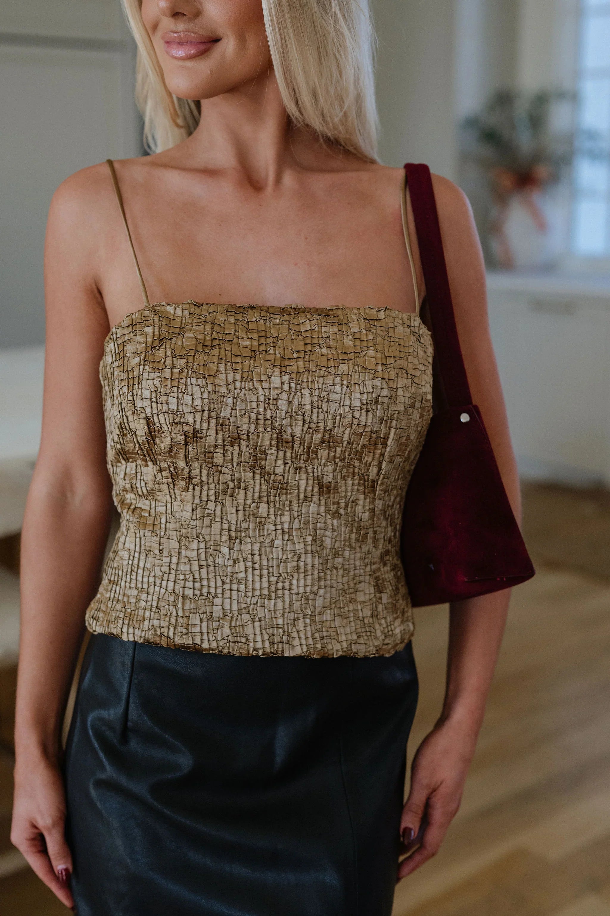 Avery Top-Bronze