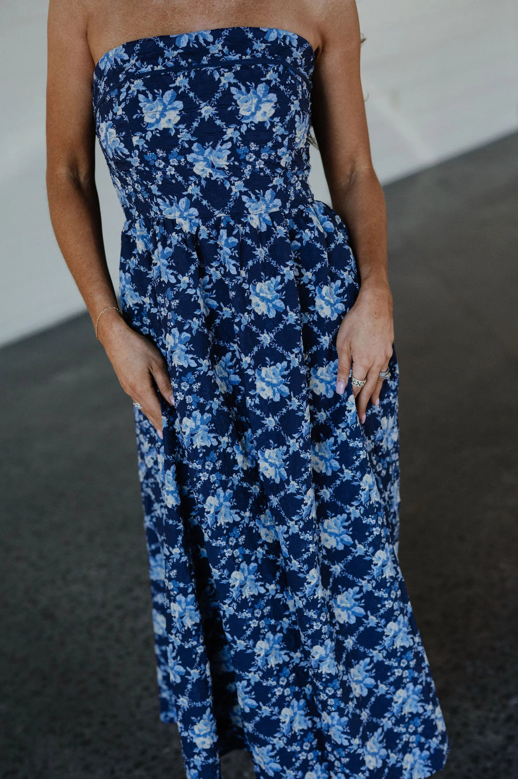 Mariana Floral Maxi Dress-Navy
